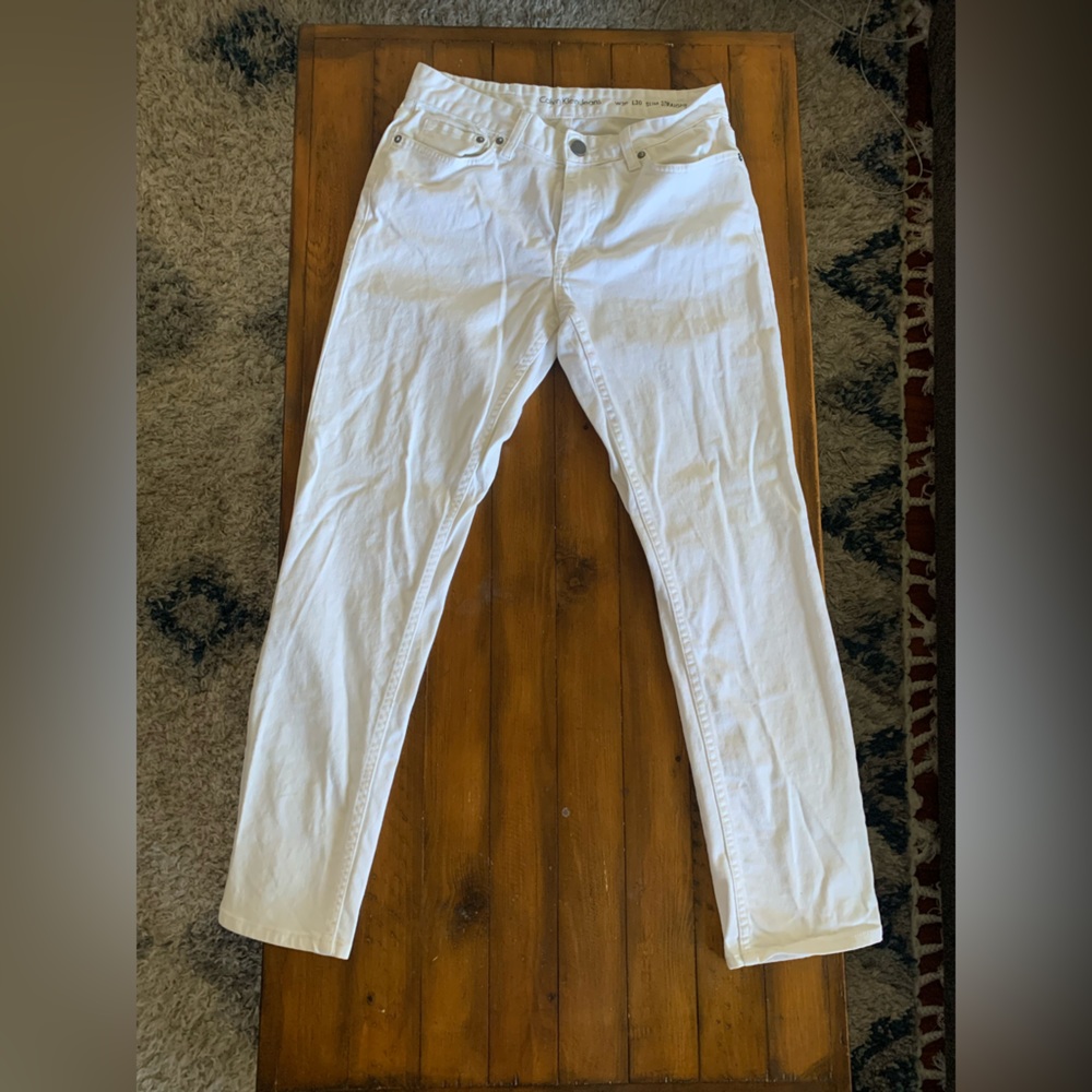CALVIN KLEIN WHITE DENIM (MENS)